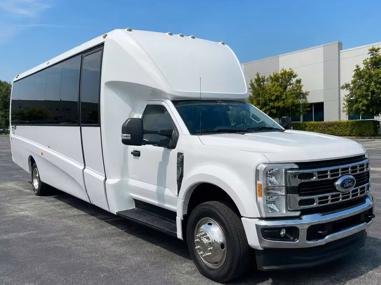 douglasville 25 passenger minibus rental