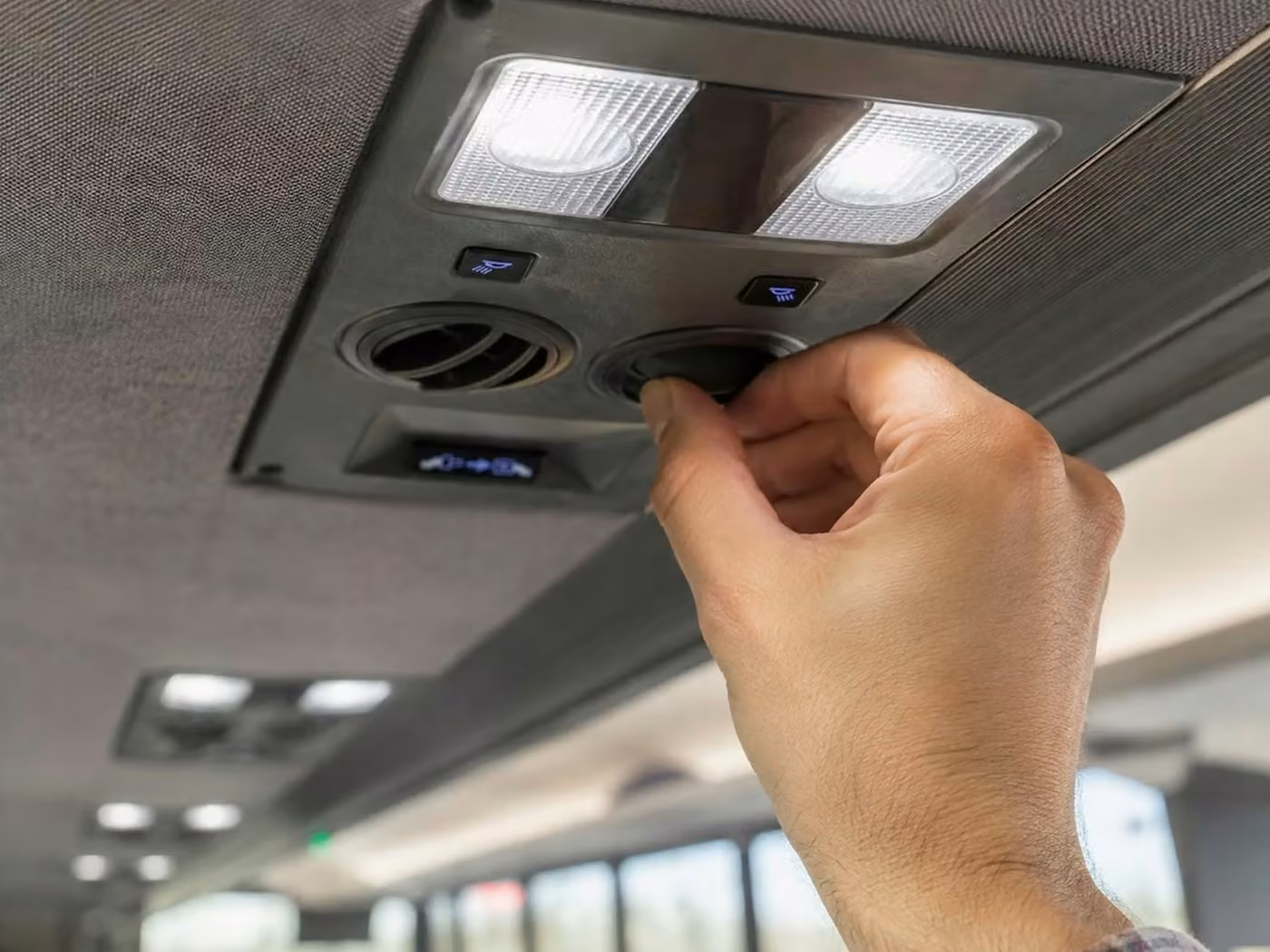 douglasville 28 passenger minibus air conditioning