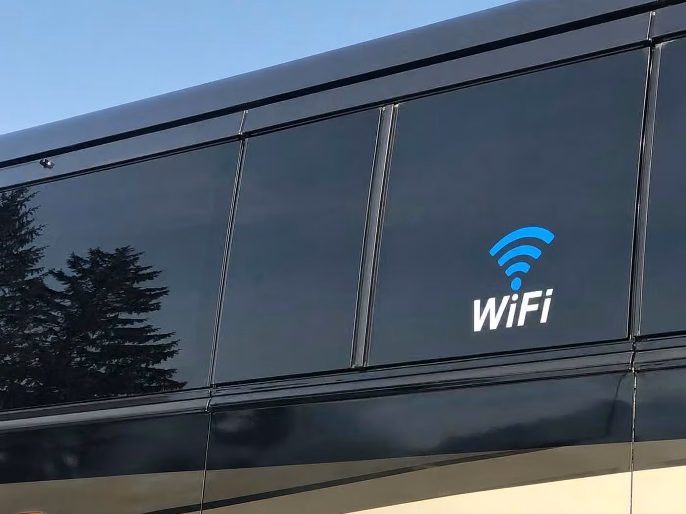 douglasville 30 passenger minibus wifi